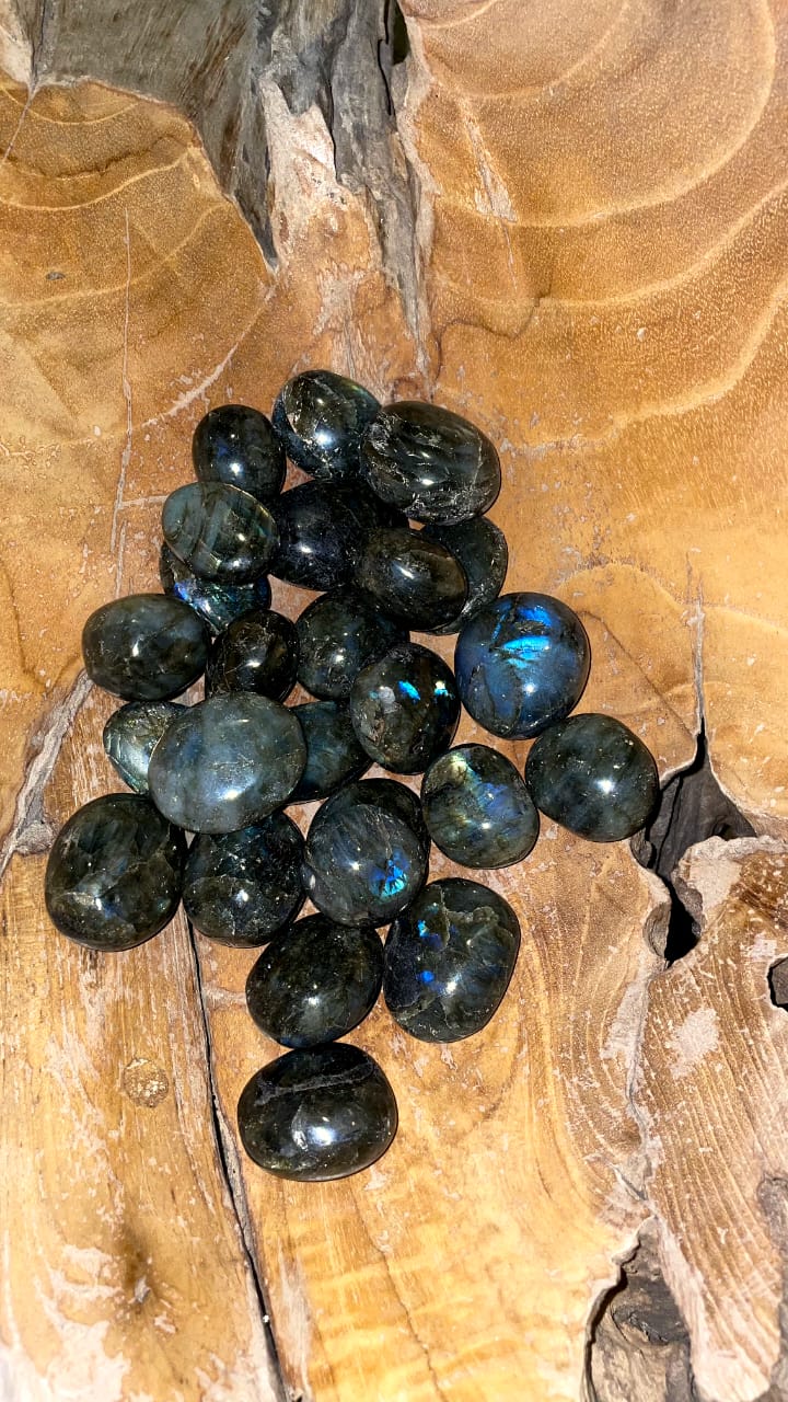 LABRADORITE