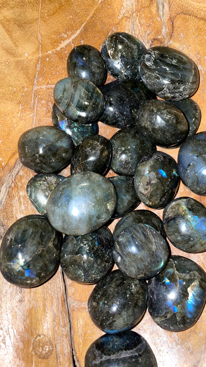 LABRADORITE