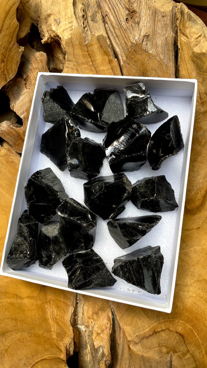 LARGE BLACK OBSIDIAN