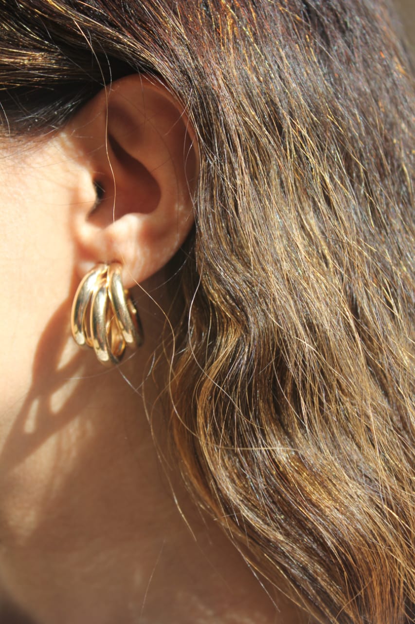 THREE CIRCLES GOLD EARRINGS