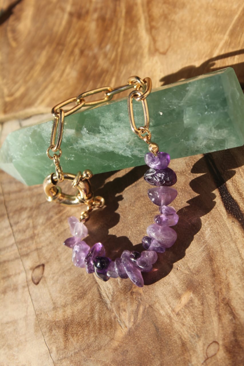 PURPLE STONES GOLD BRACELET