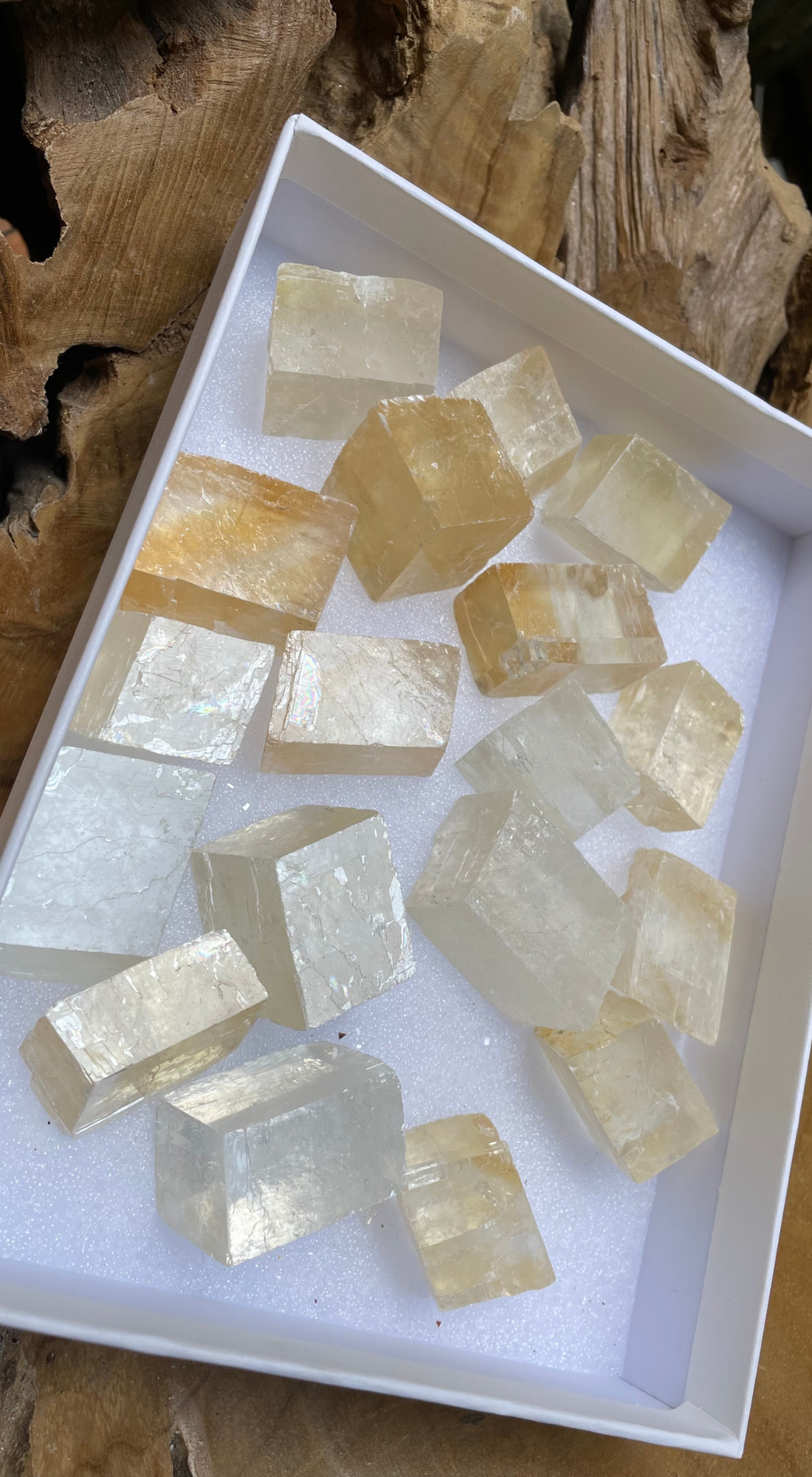 ICLAND SPAR CALCITE