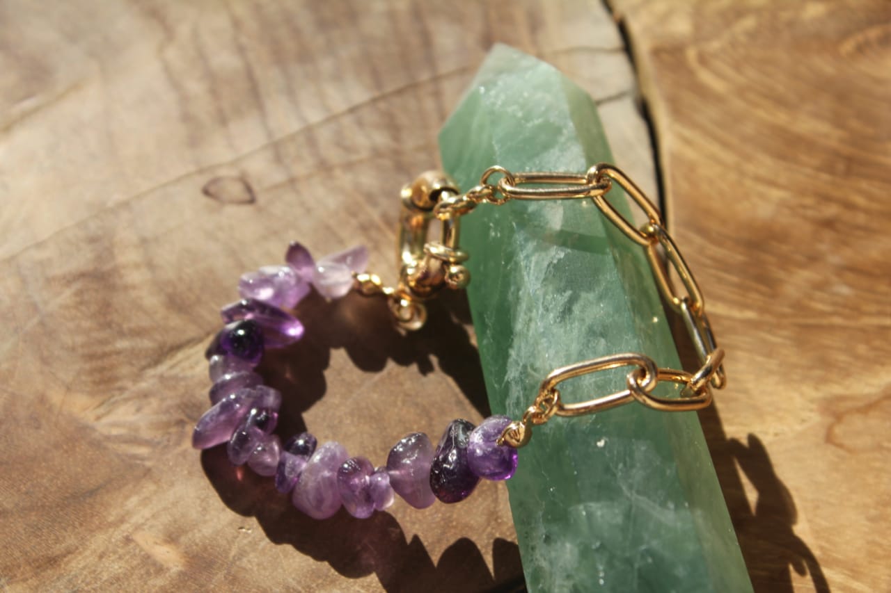 PURPLE STONES GOLD BRACELET