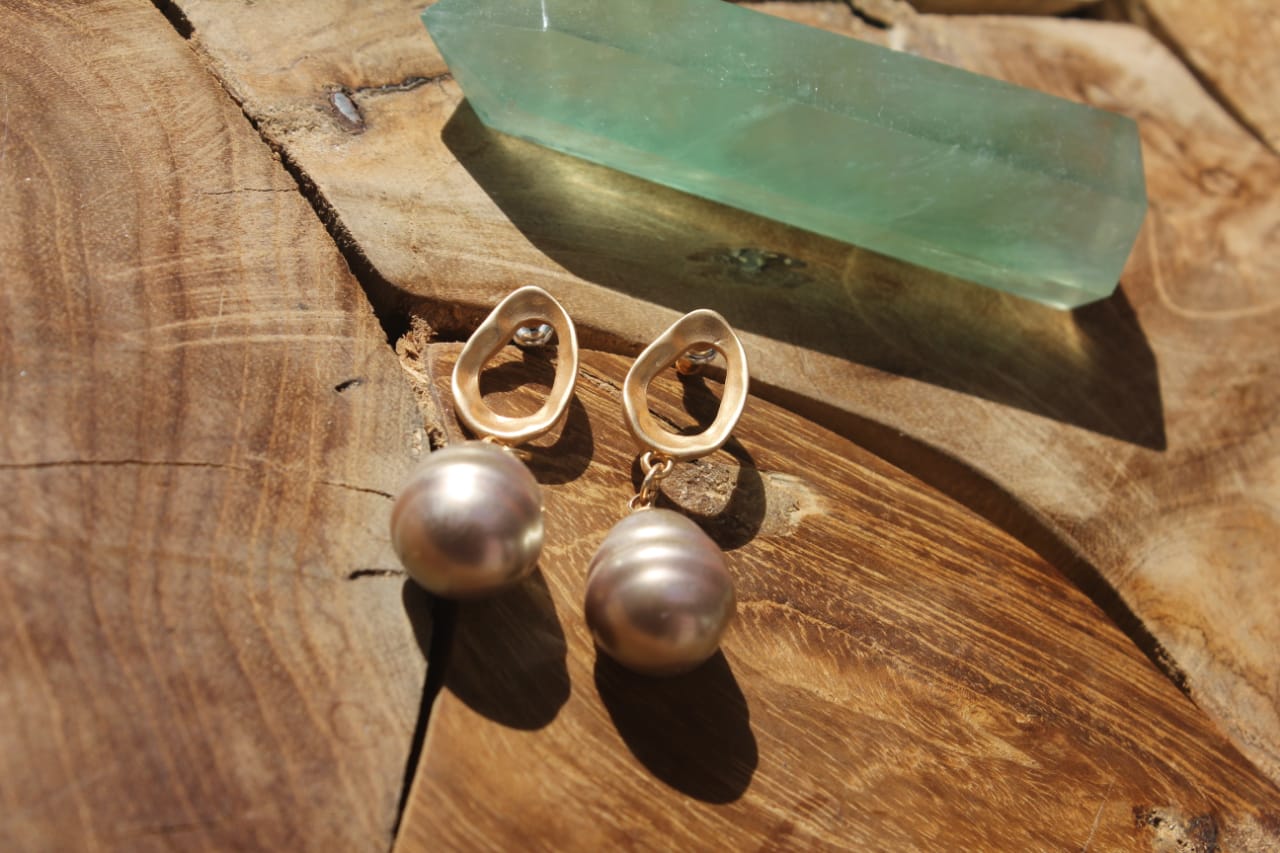 PEARL DROP EARRINGS