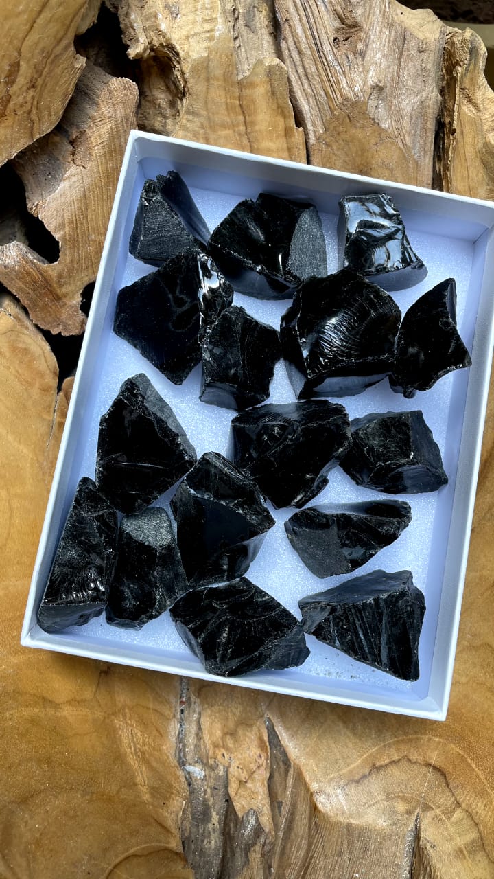 LARGE BLACK OBSIDIAN