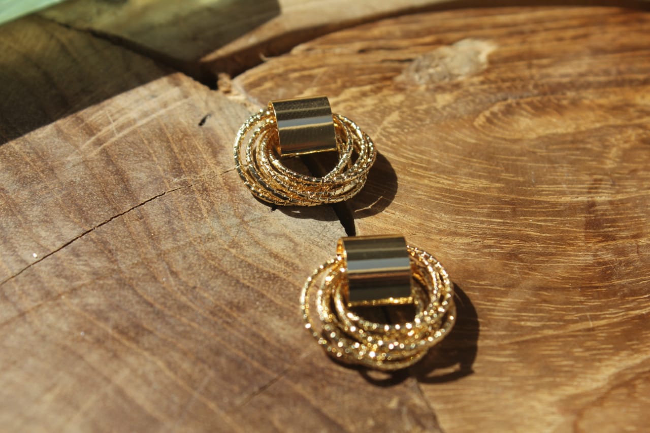 GOLD MULTI CIRCLE EARRINGS