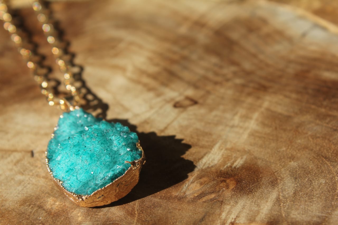 SKY BLUE STONE GOLD NECKLACE