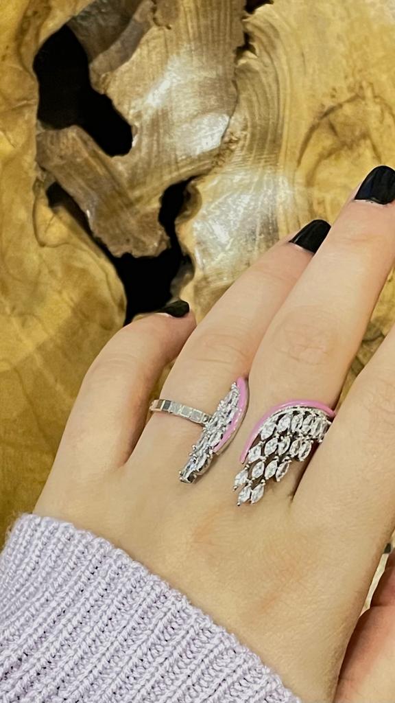 COLORED SILVER WINGS RING