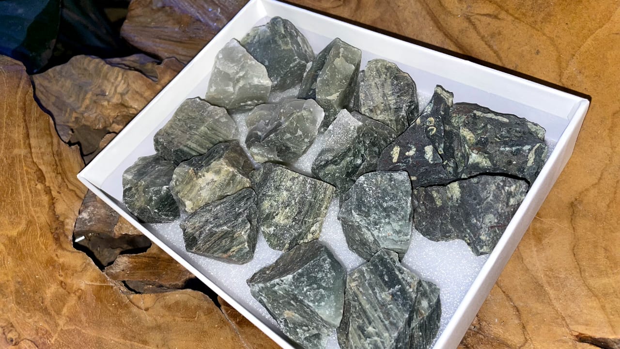 LARGE YOOPRLITE STONES