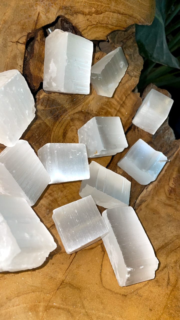 LARGE SELENITE