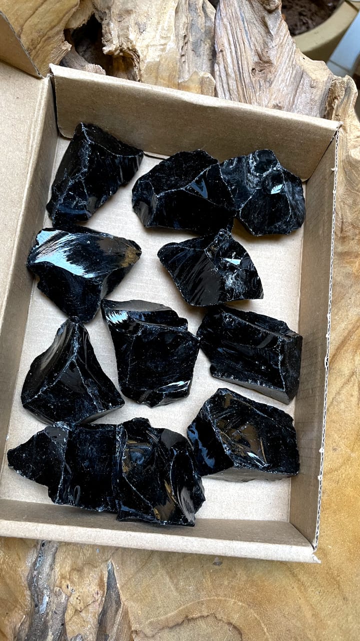 LARGE OBSIDIAN