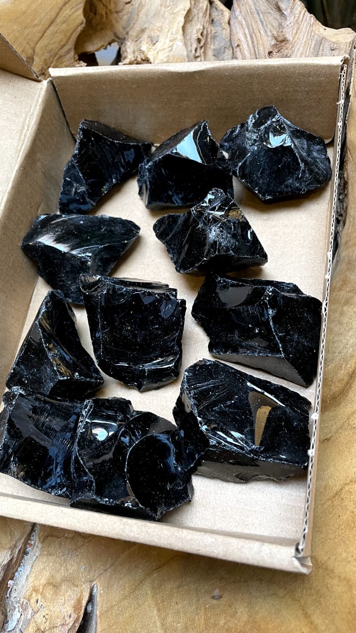 LARGE OBSIDIAN