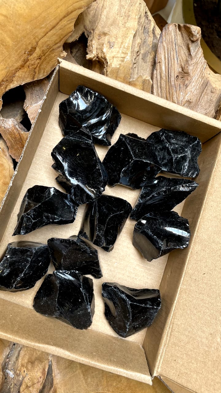 LARGE OBSIDIAN