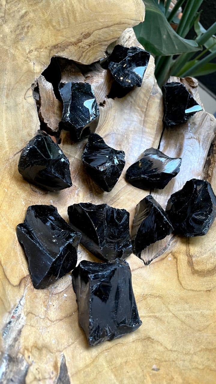 LARGE OBSIDIAN