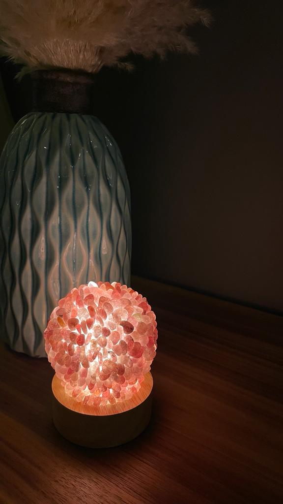 STRAWBERRY CRYSTAL LAMP