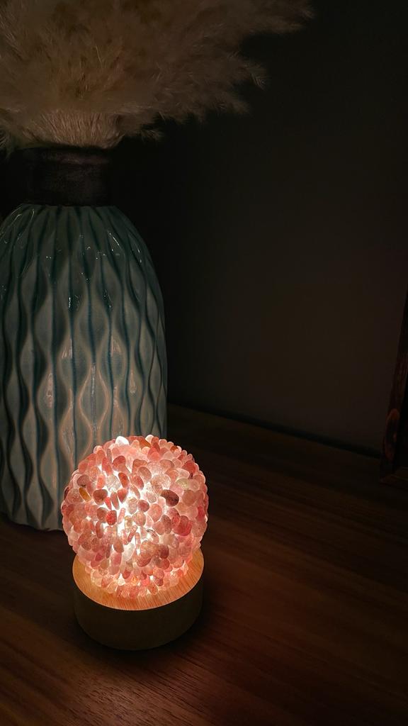 STRAWBERRY CRYSTAL LAMP