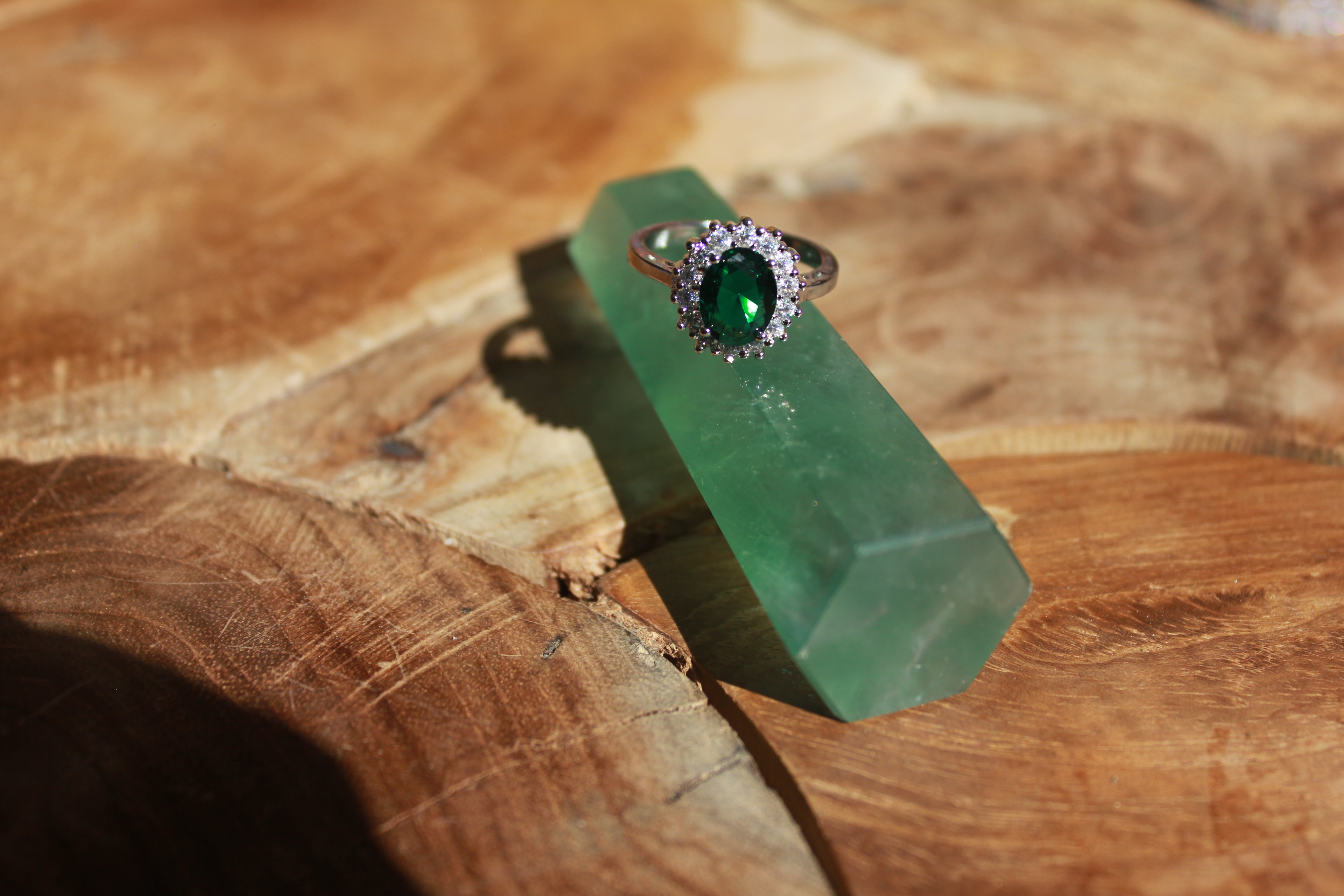 GREEN DIAMOND SILVER RING