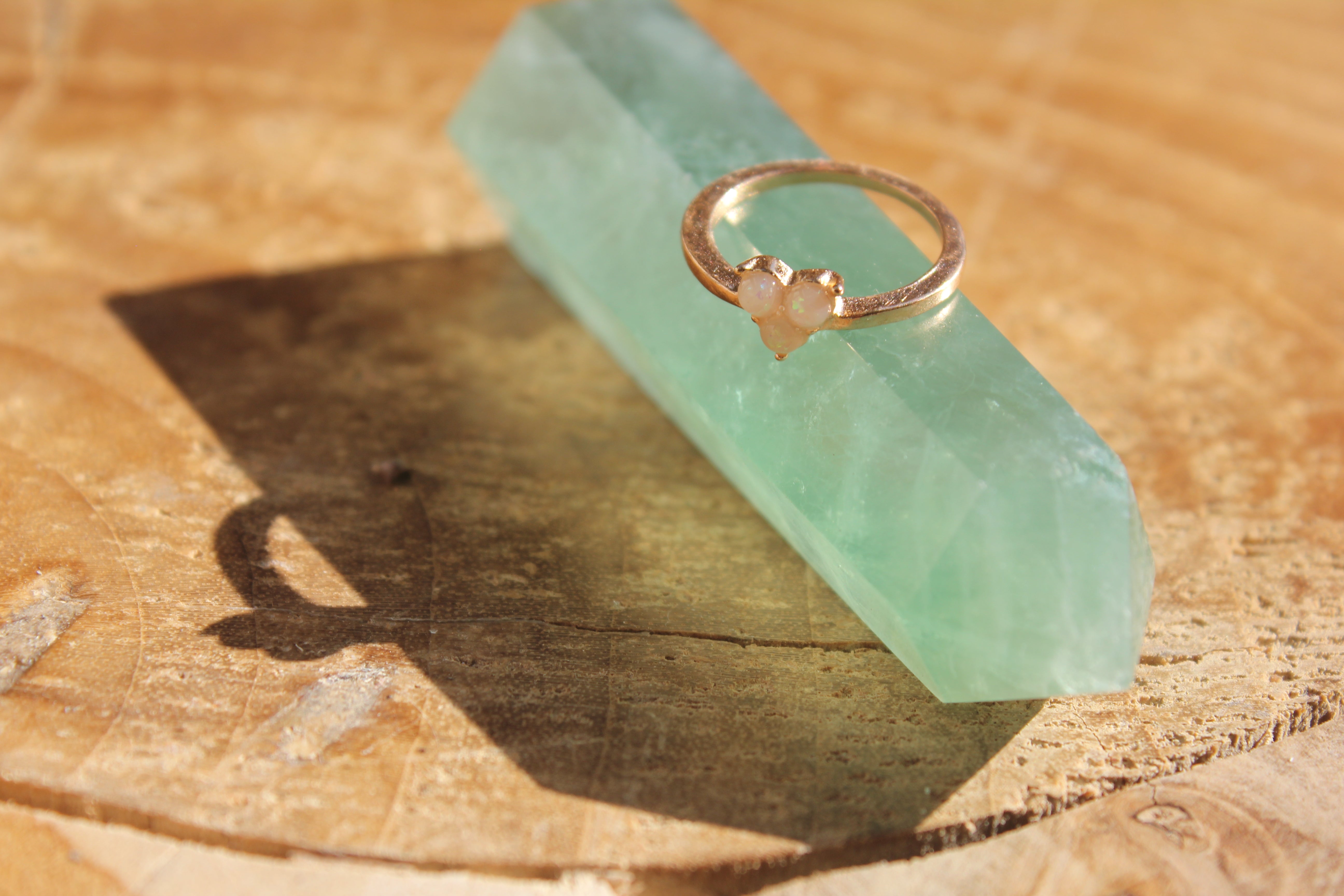 OPAL TRINGLE RING