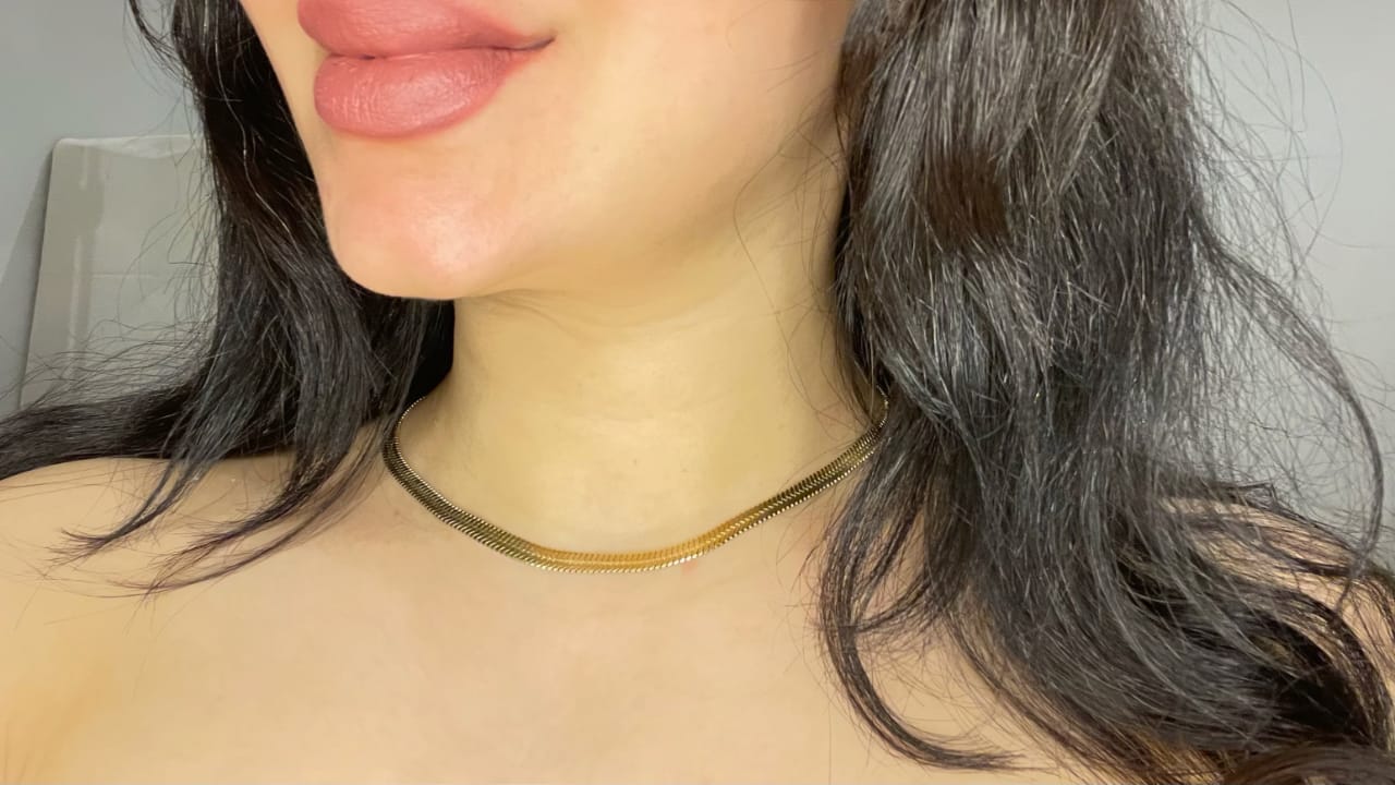 THICK GOLD NECKLACE