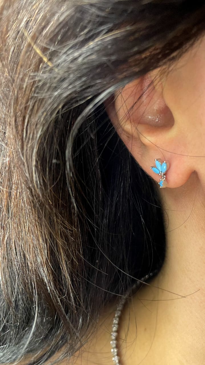 SKY BLUE THREE LEAF STONE EARRINGS