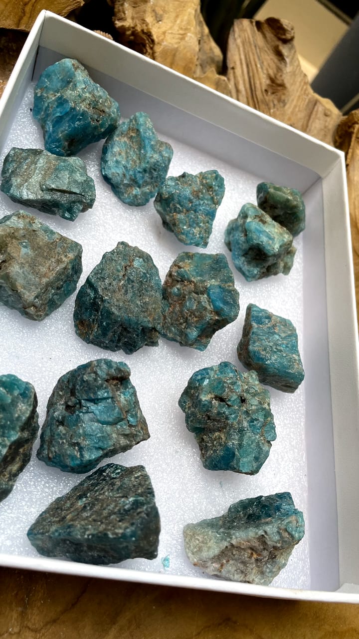 LARGE  BLUE APATITE