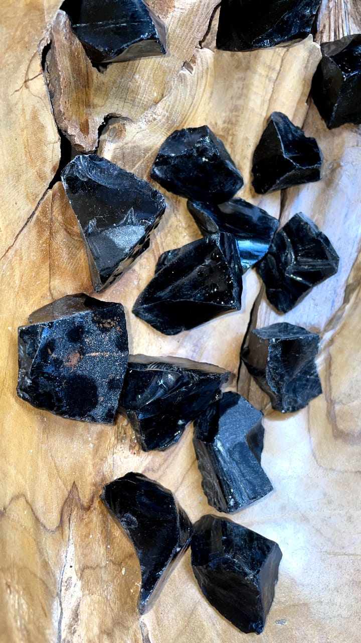 LARGE BLACK OBSIDIAN