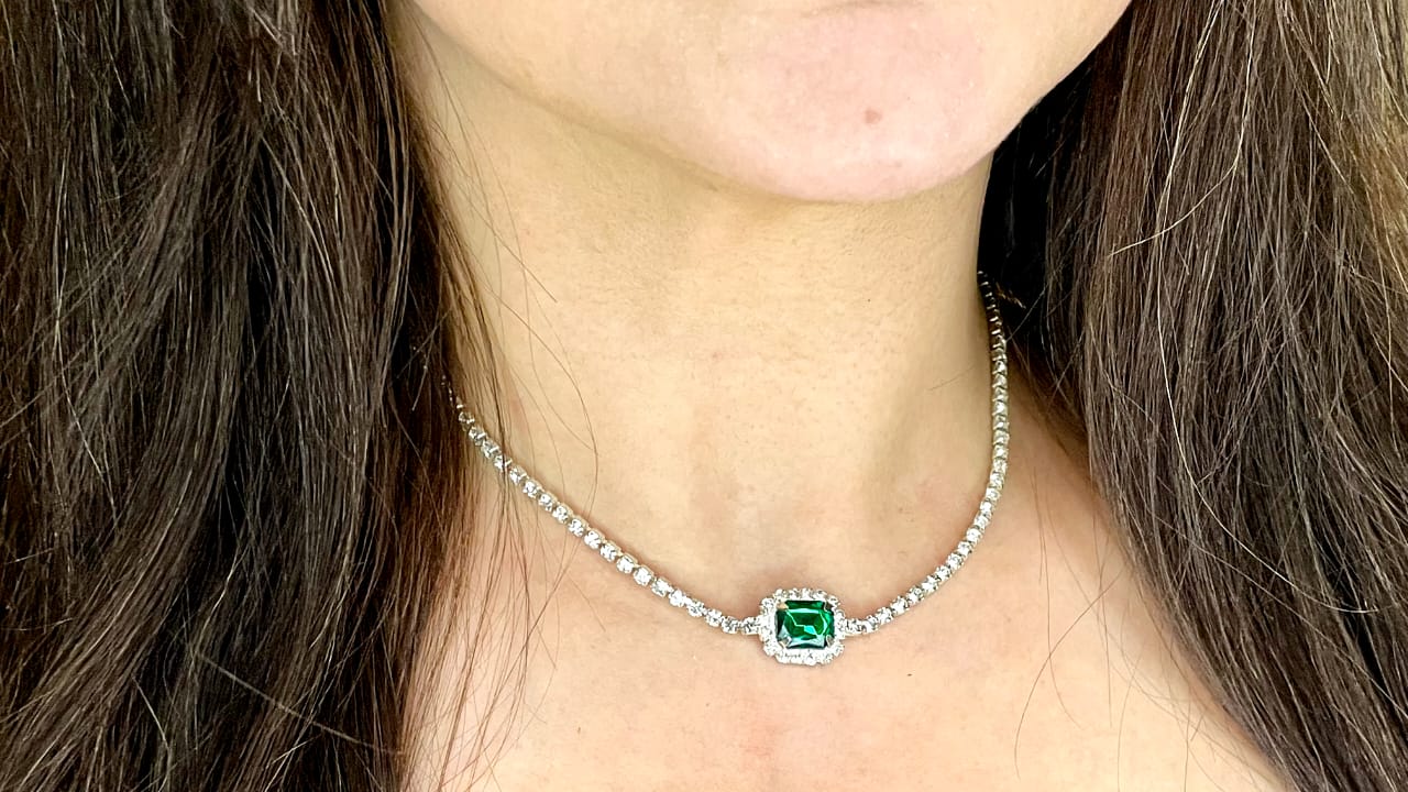 GREEN GEMSTONE SILVER NECKLACE