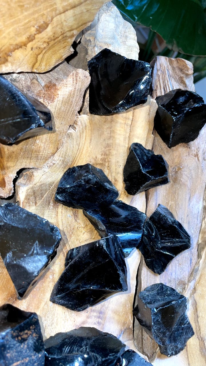 LARGE BLACK OBSIDIAN