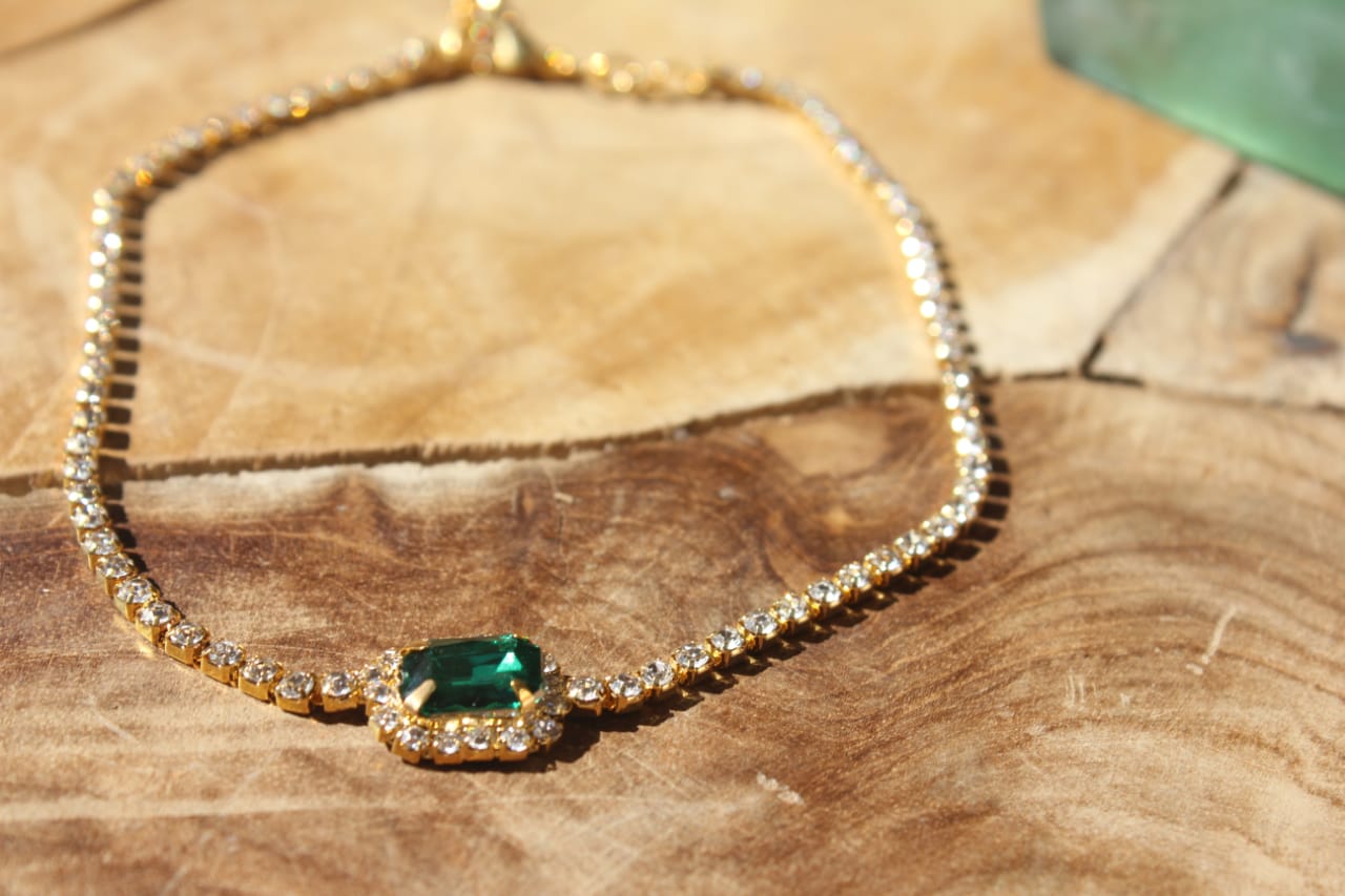 GREEN DIAMOND GOLD NECKLACE