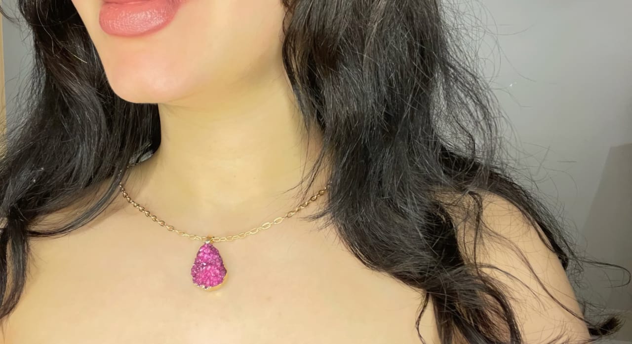 ROSE GEMSTONE GOLD NECKLACE